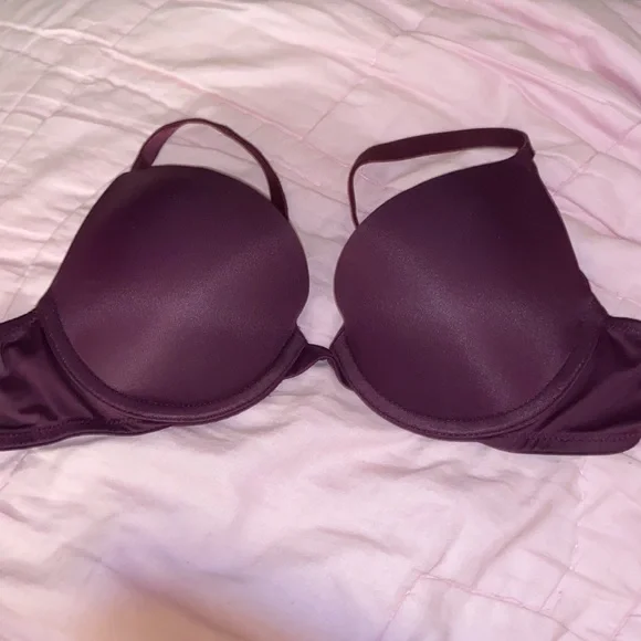 PINK Victoria’s Secret Bras - Picture 2 of 5